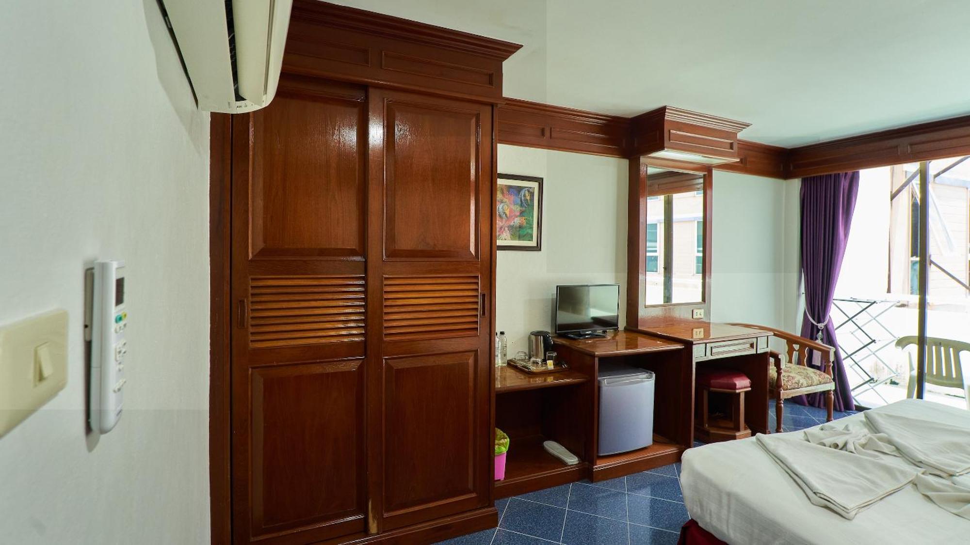 Lime Hotel Patong Quarto foto