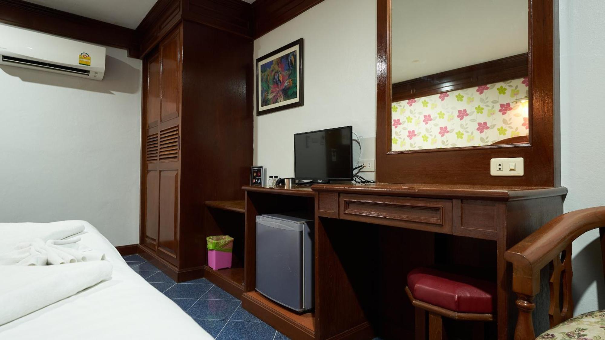 Lime Hotel Patong Quarto foto