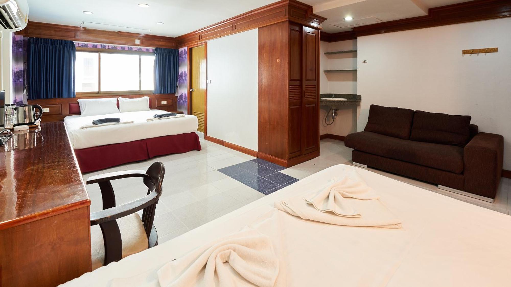 Lime Hotel Patong Quarto foto