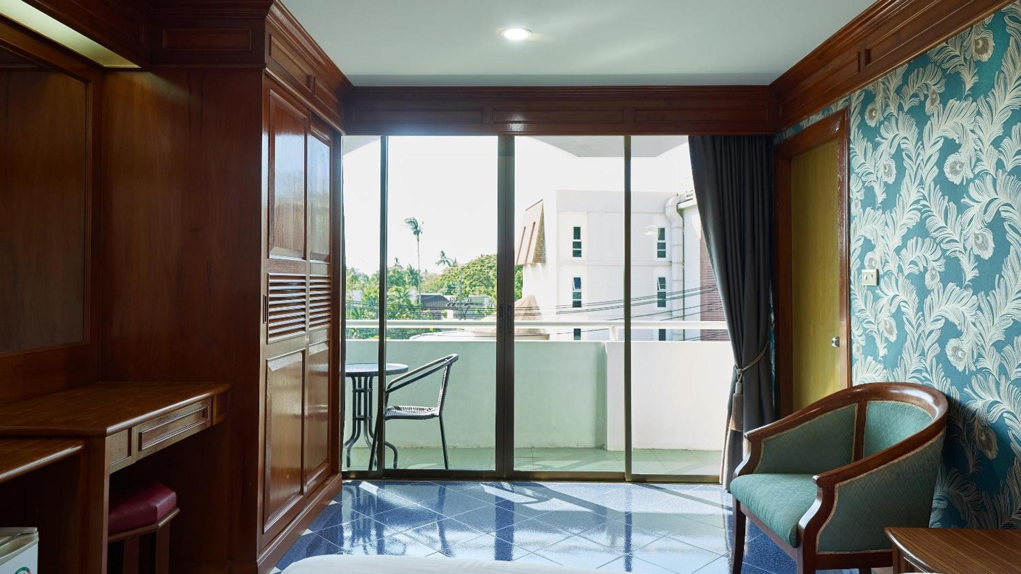 Lime Hotel Patong Quarto foto