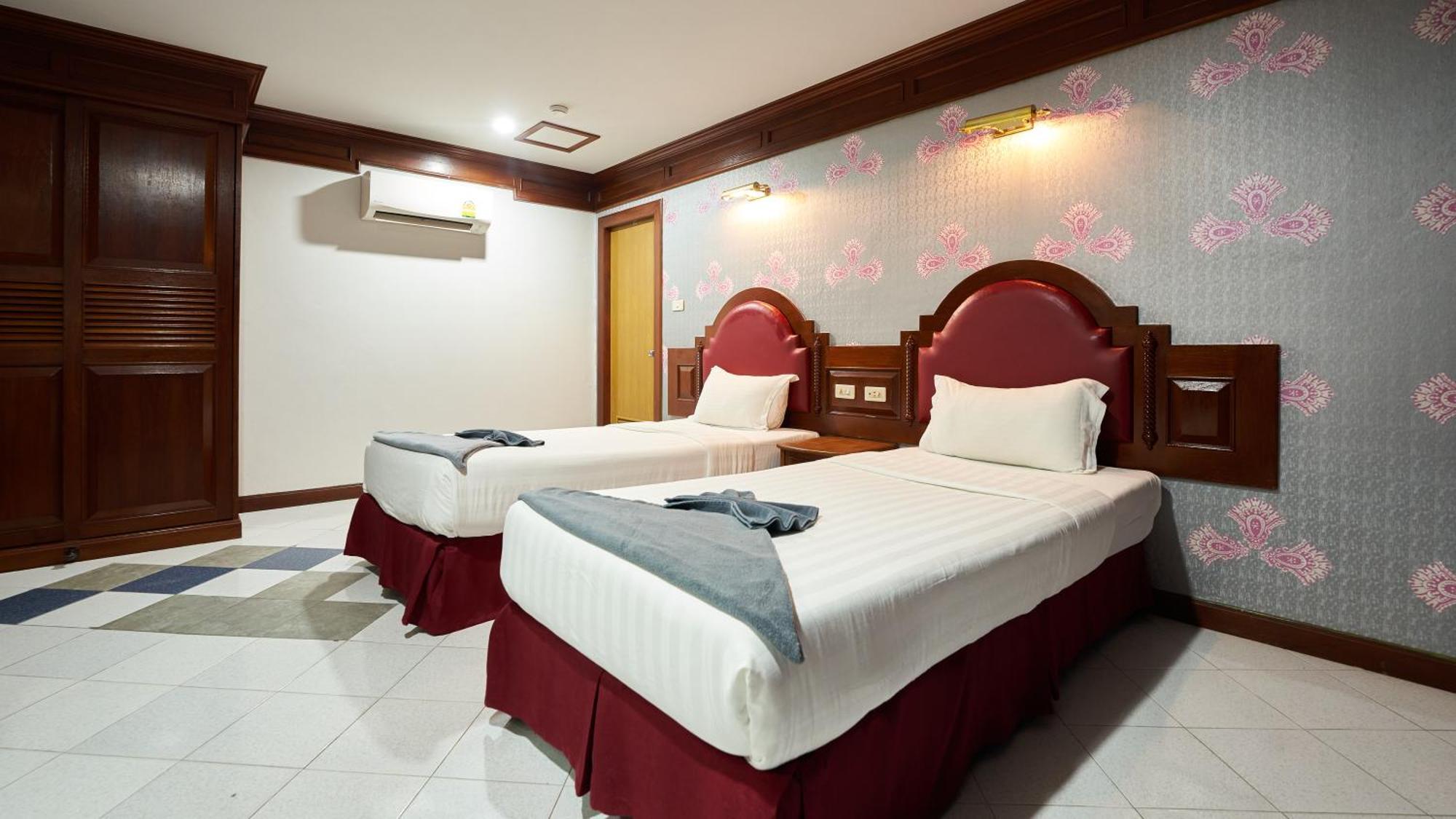 Lime Hotel Patong Quarto foto