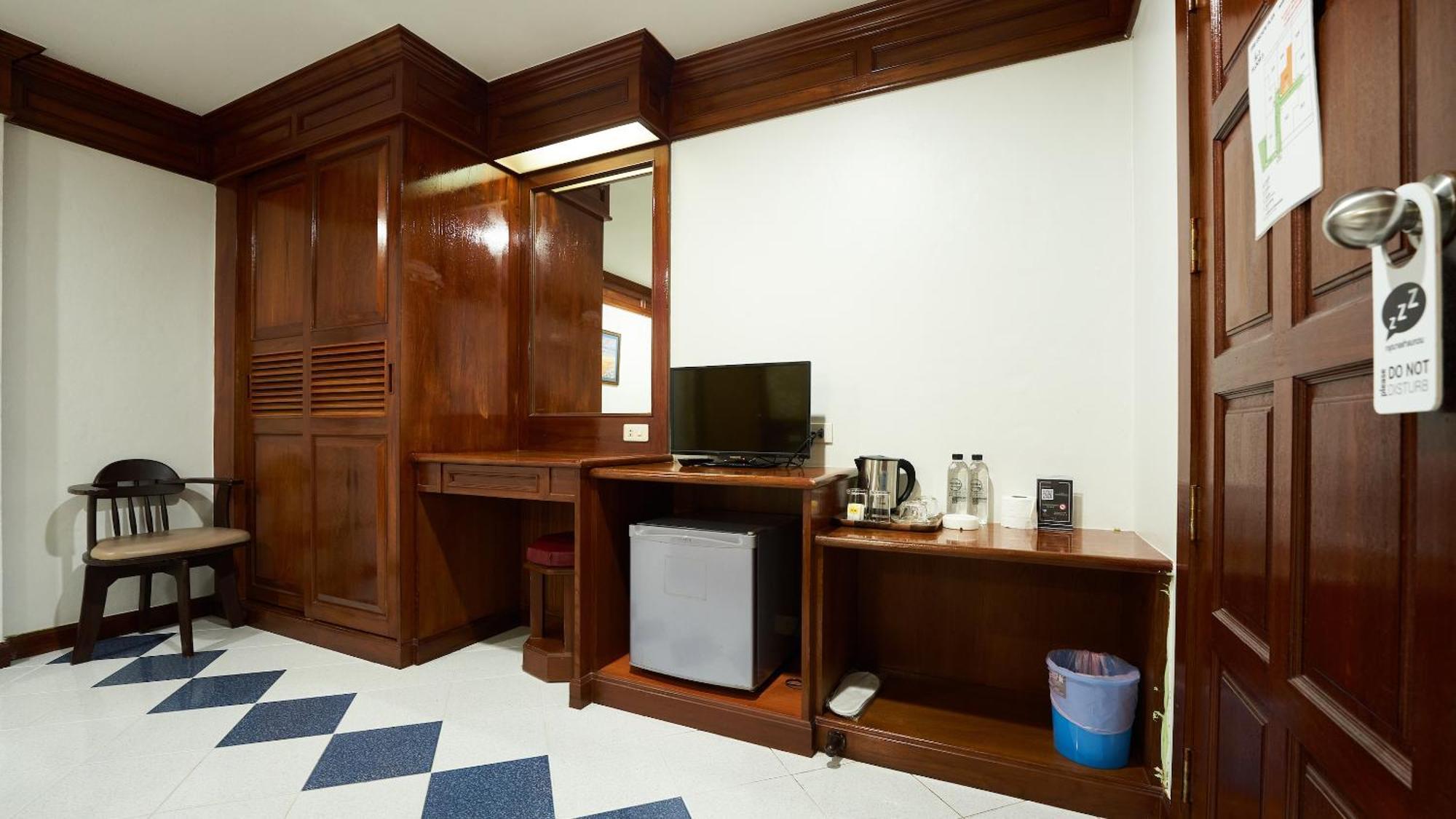 Lime Hotel Patong Quarto foto
